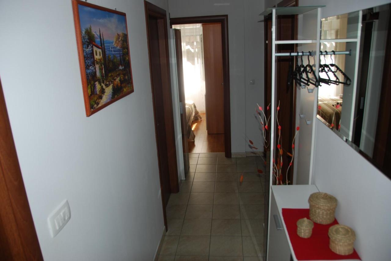 Split Center Apartment Exterior photo